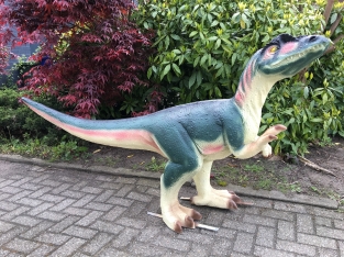 Dinosaur, beautiful large sculpture of a Tyrannosaurus
